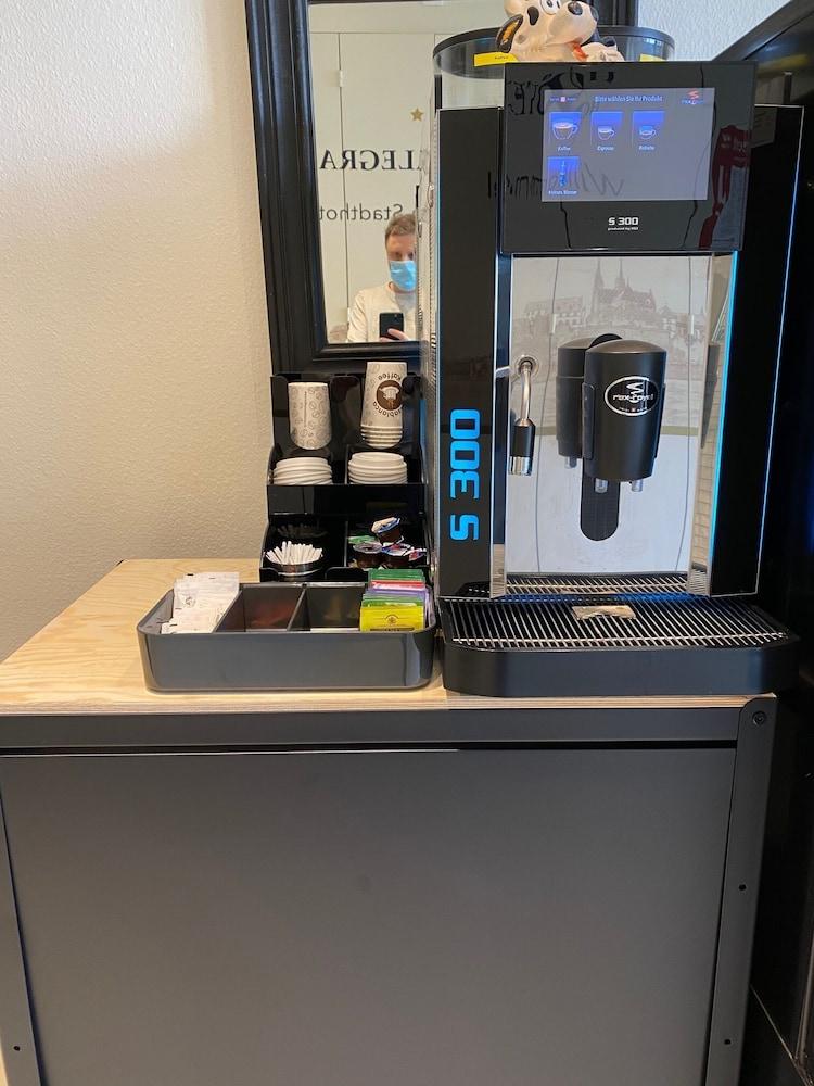 Balegra City Hotel Basel Contactless Self Check-In Zewnętrze zdjęcie