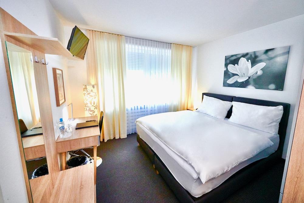 Balegra City Hotel Basel Contactless Self Check-In Zewnętrze zdjęcie
