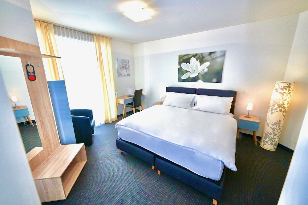 Balegra City Hotel Basel Contactless Self Check-In Zewnętrze zdjęcie